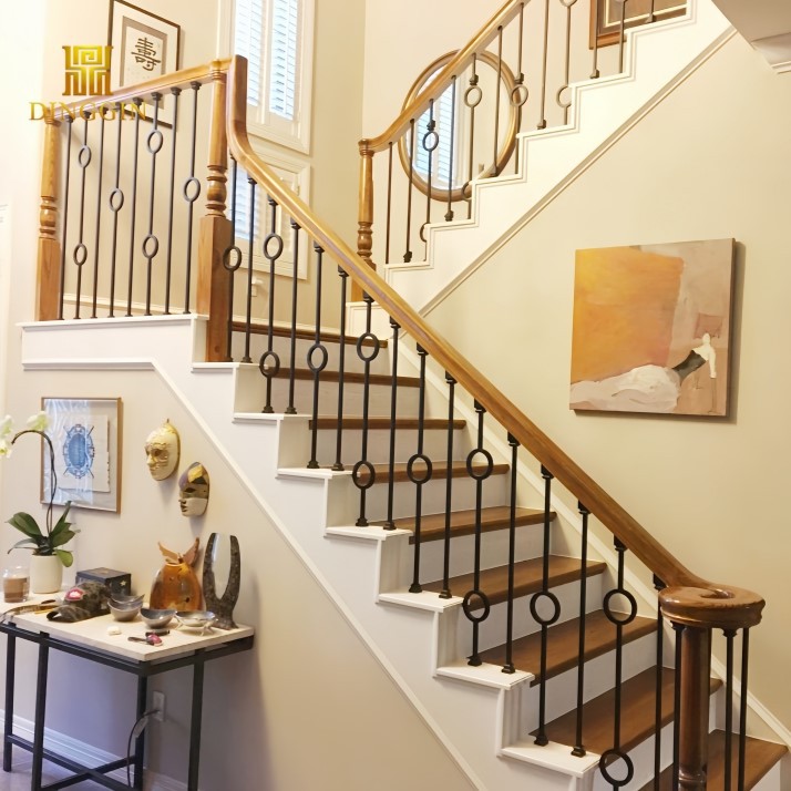 Plain bar wrought iron stair spindles Plain bar wrought iron stair spindles